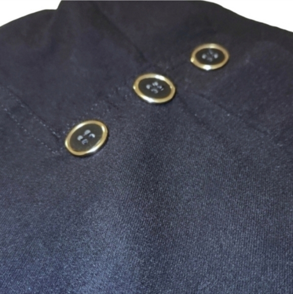 NWT 89th & Madison Women's Navy Bermuda Shorts - Picture 3 of 3